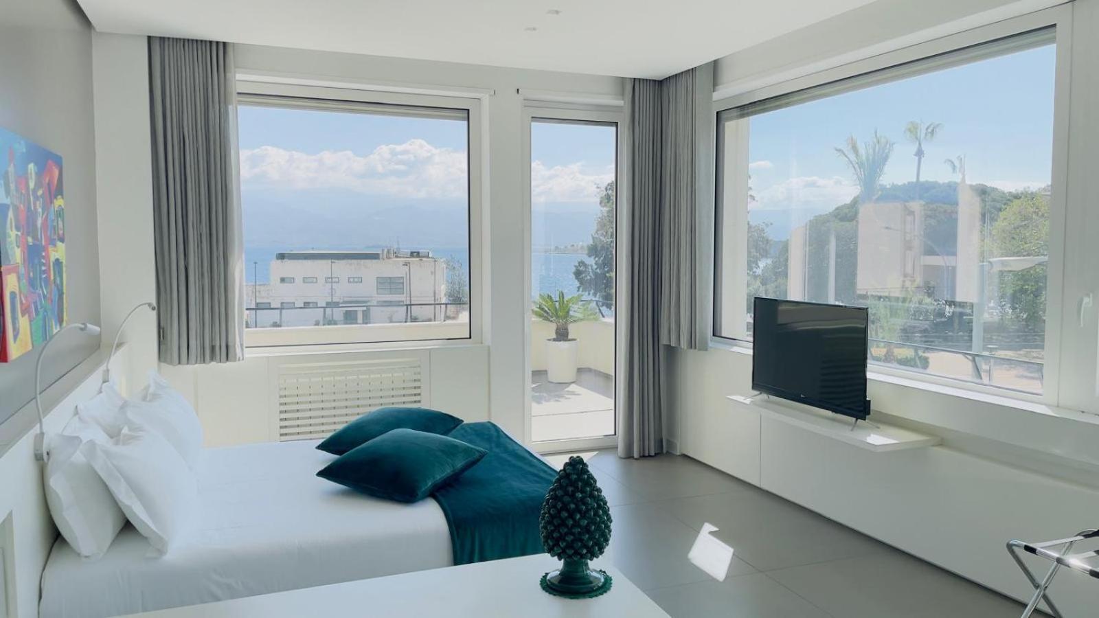 Fuorisquadra B&B Messina Ngoại thất bức ảnh